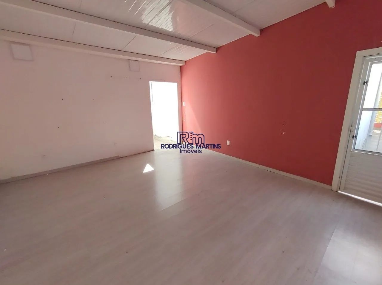 ALUGA-SE CASA 5 QUARTOS NO CAIÇARAS. - Foto 2