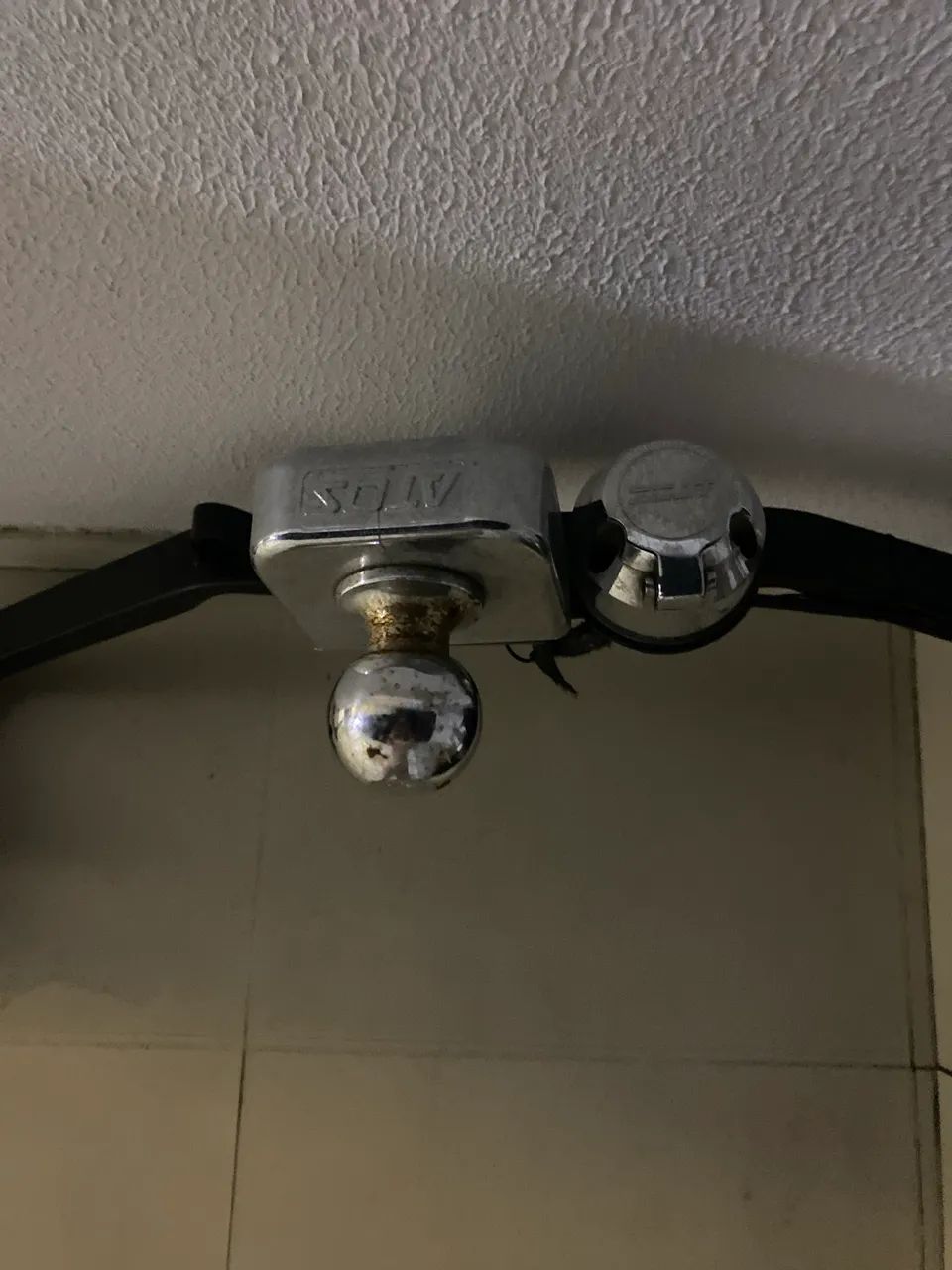 Engate de Jeep compaas pega e usar  - Foto 2