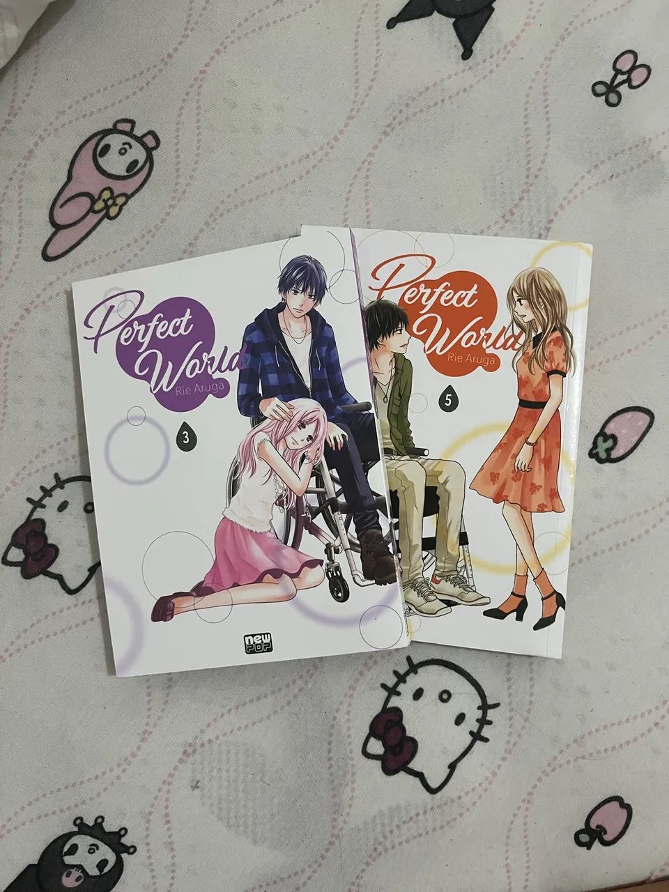 Manga Perfect world volume 3 e 5 - Livros e revistas - Cidade de