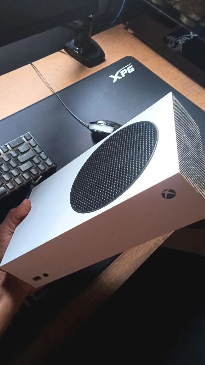 Video game xbox series S em perfeito estado (nunca aberto)