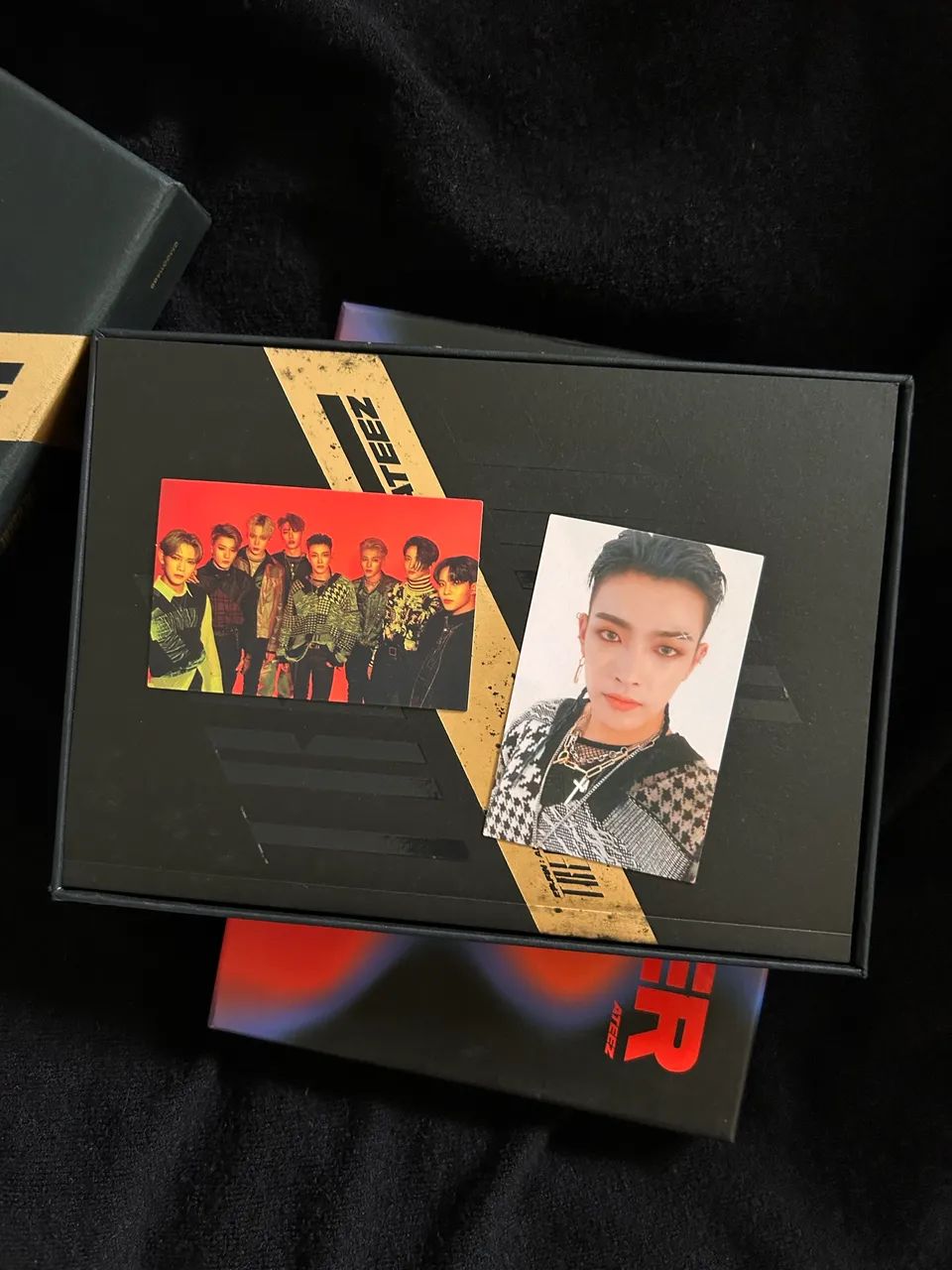 ÁLBUM ATEEZ ALL TO ACTION - Foto 4