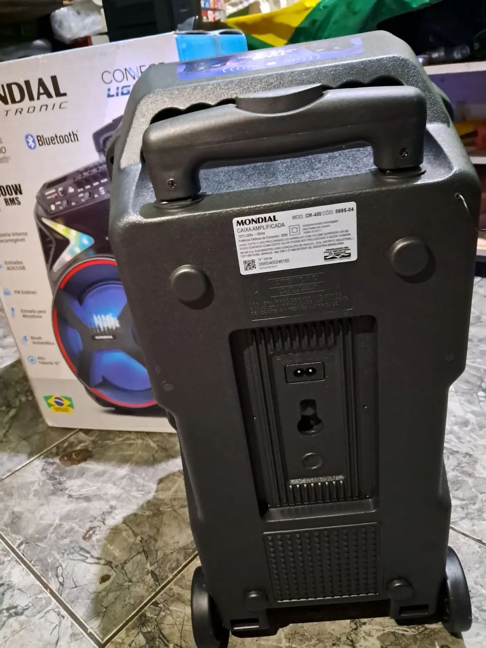 Caixa Amplificada 400 Watts,Bluetooth, usb,aux com Leds,Semi Nova Impecável! - Foto 5