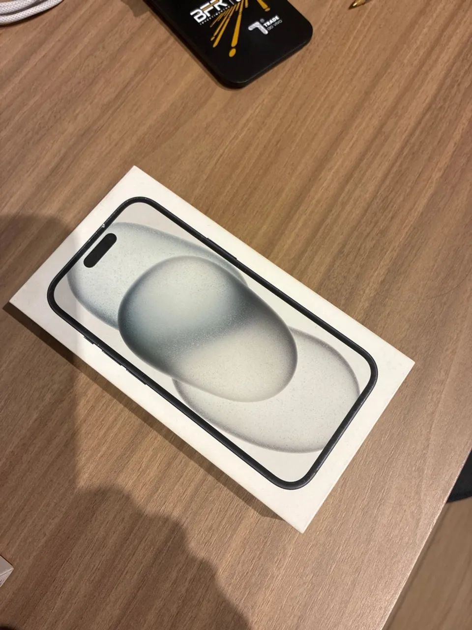 Caixa IPhone 15 - Preto