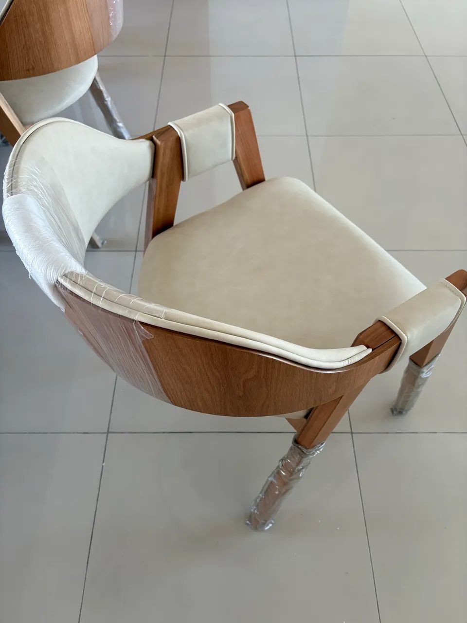 Cadeiras novas - Foto 3
