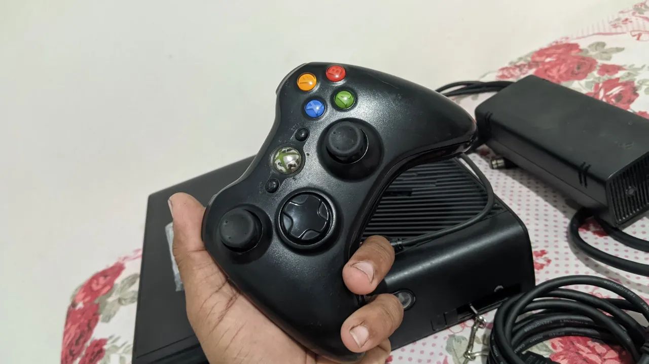 Xbox 360 super slim - Foto 3