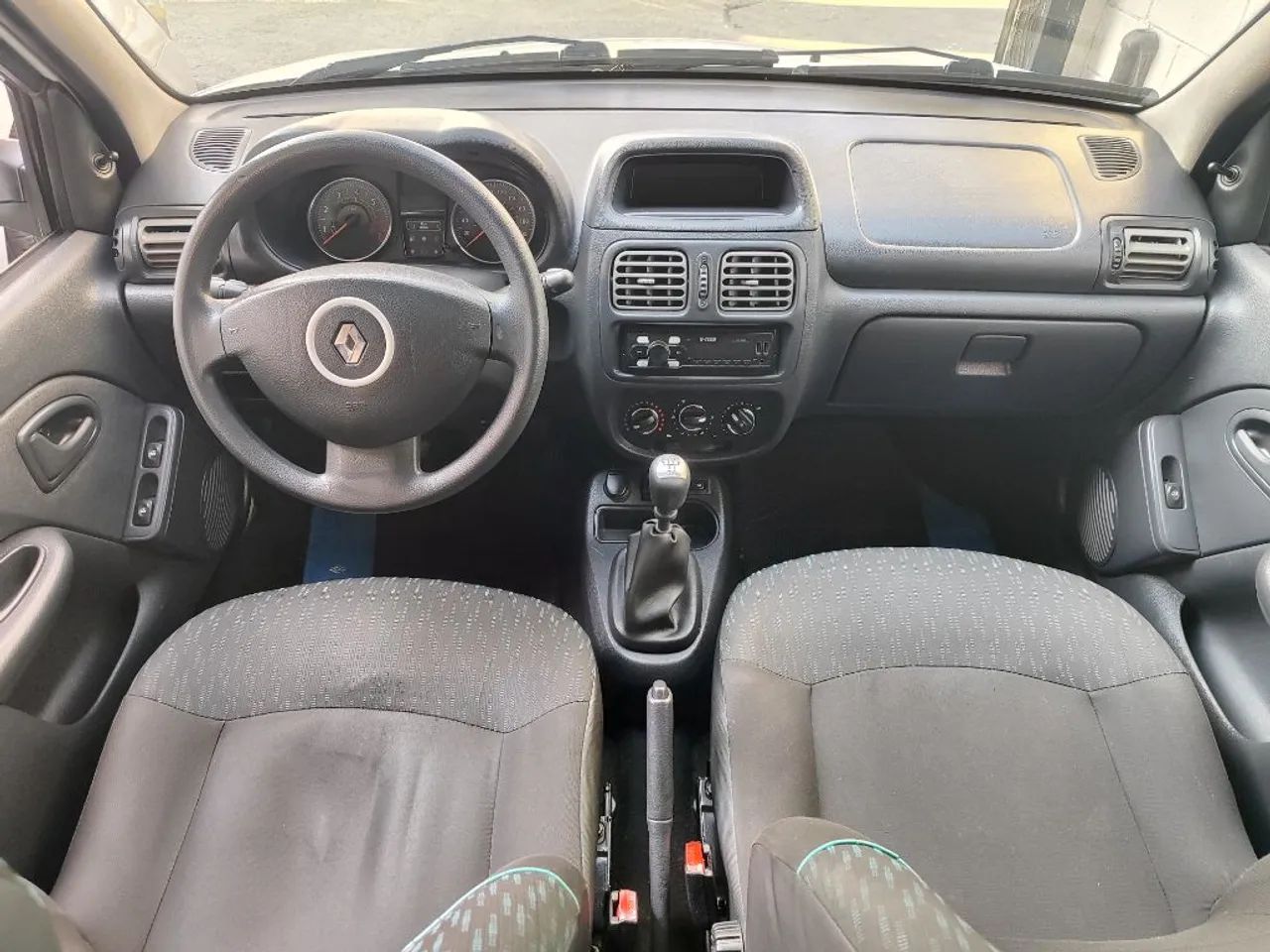Renault Clio Expression Hi-flex 1.0 16V 5P 2015 - Foto 2