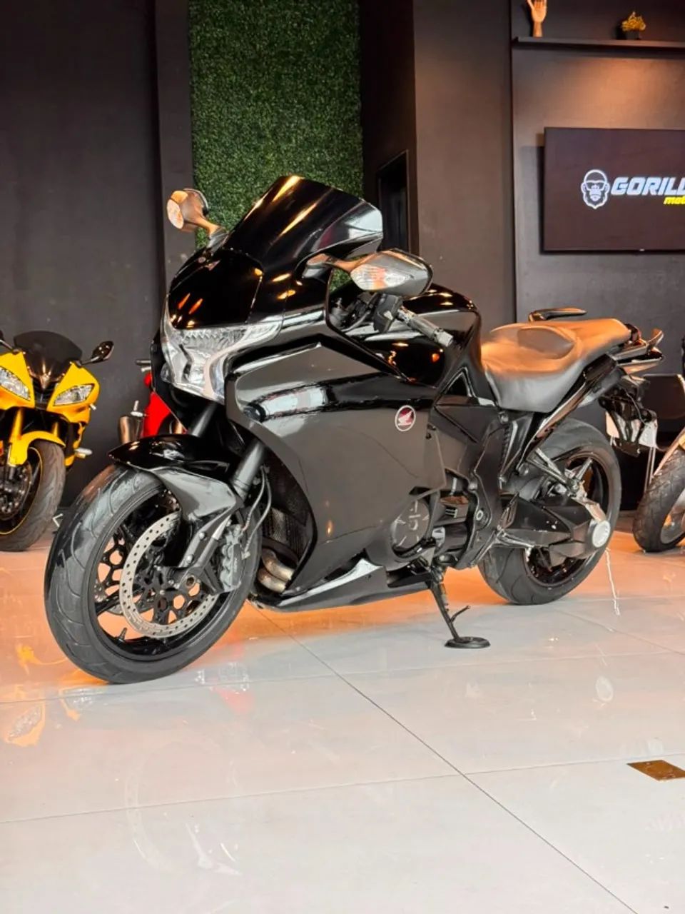 HONDA VFR 1200F - Foto 2