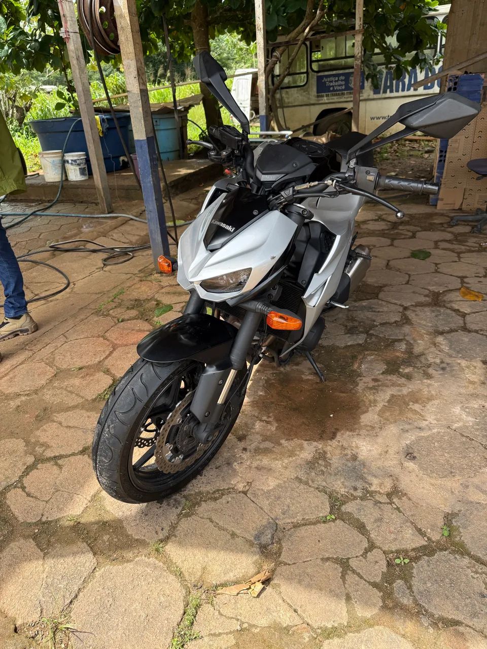 Kawasaki Z1000 em perfeito estado 49.900$ - Foto 3