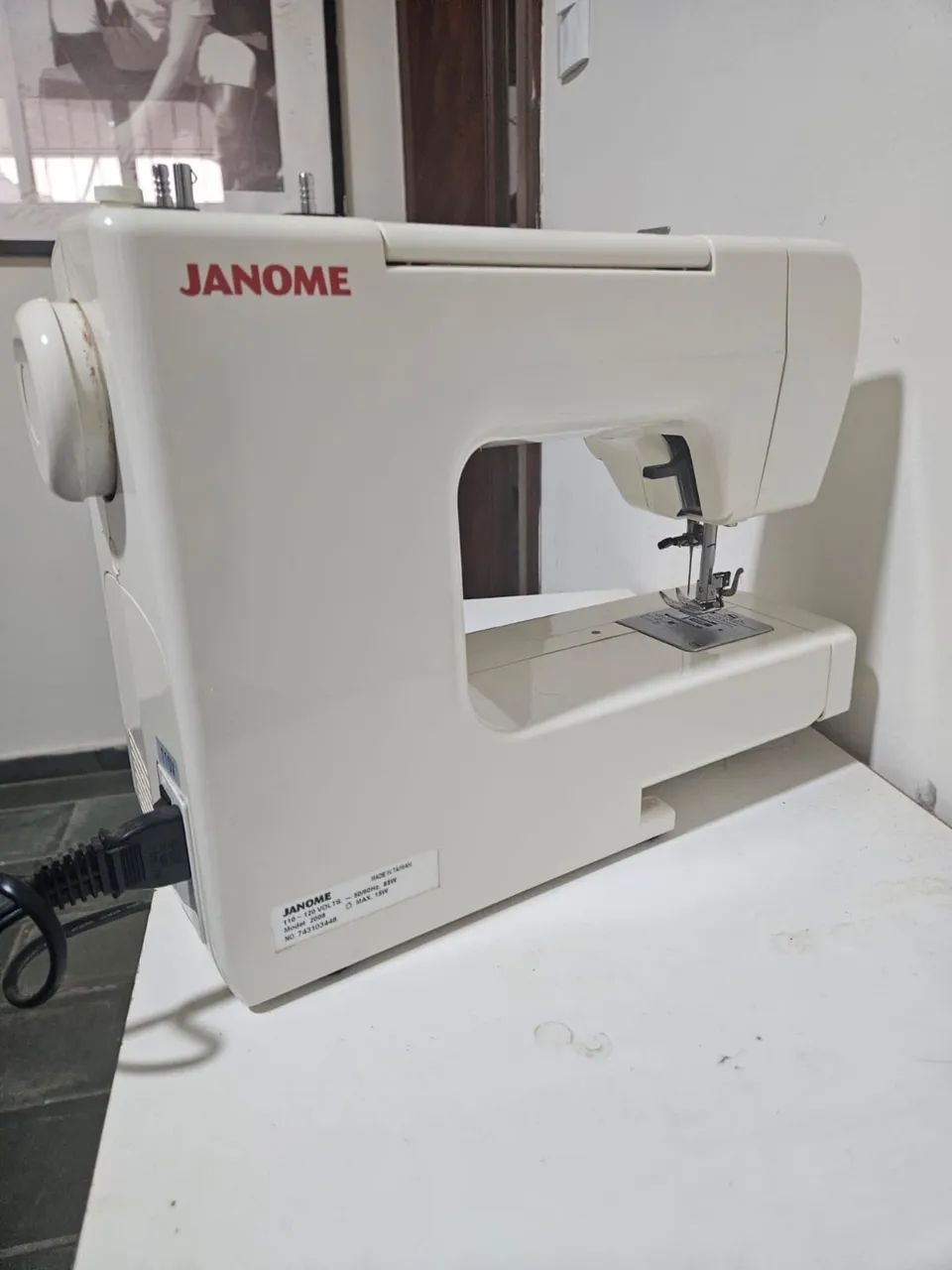 Máquina costura Janome 2008