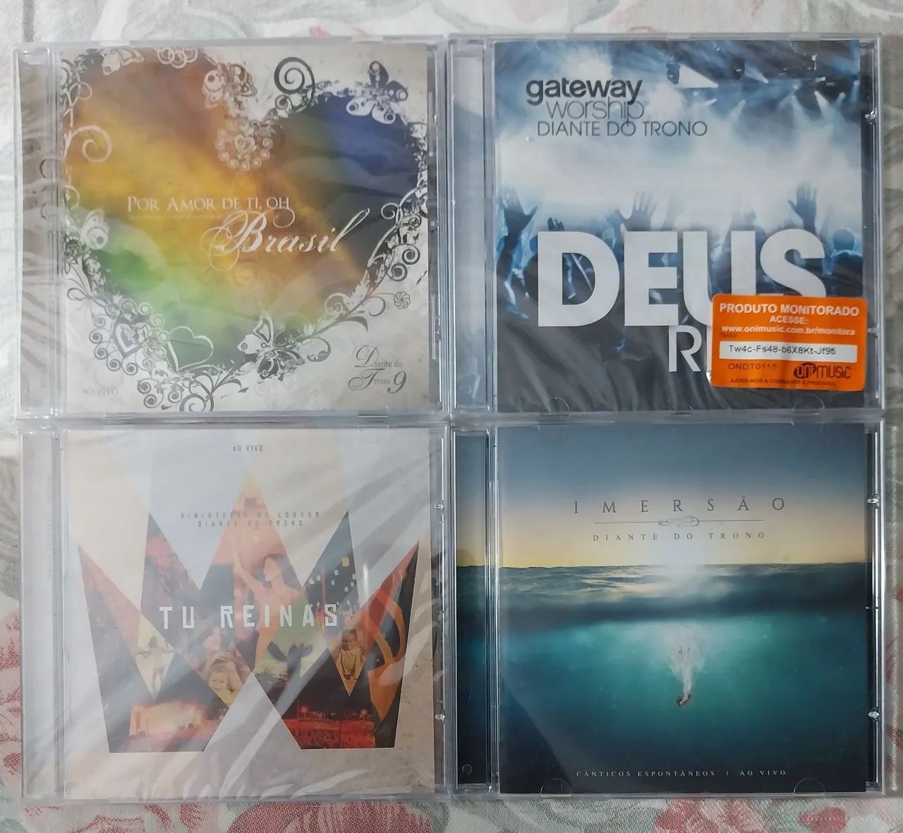 KIT COM 4 CDS EVANGÉLICOS - DIANTE DO TRONO