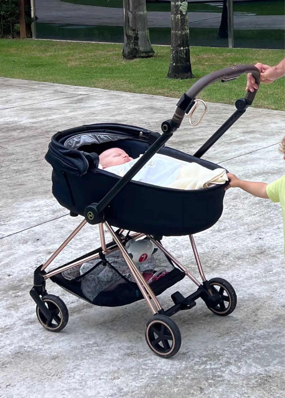 Carrinho de bebe  Cybex Mios + Moisés Lux Carry Cot - Impecável - Foto 5