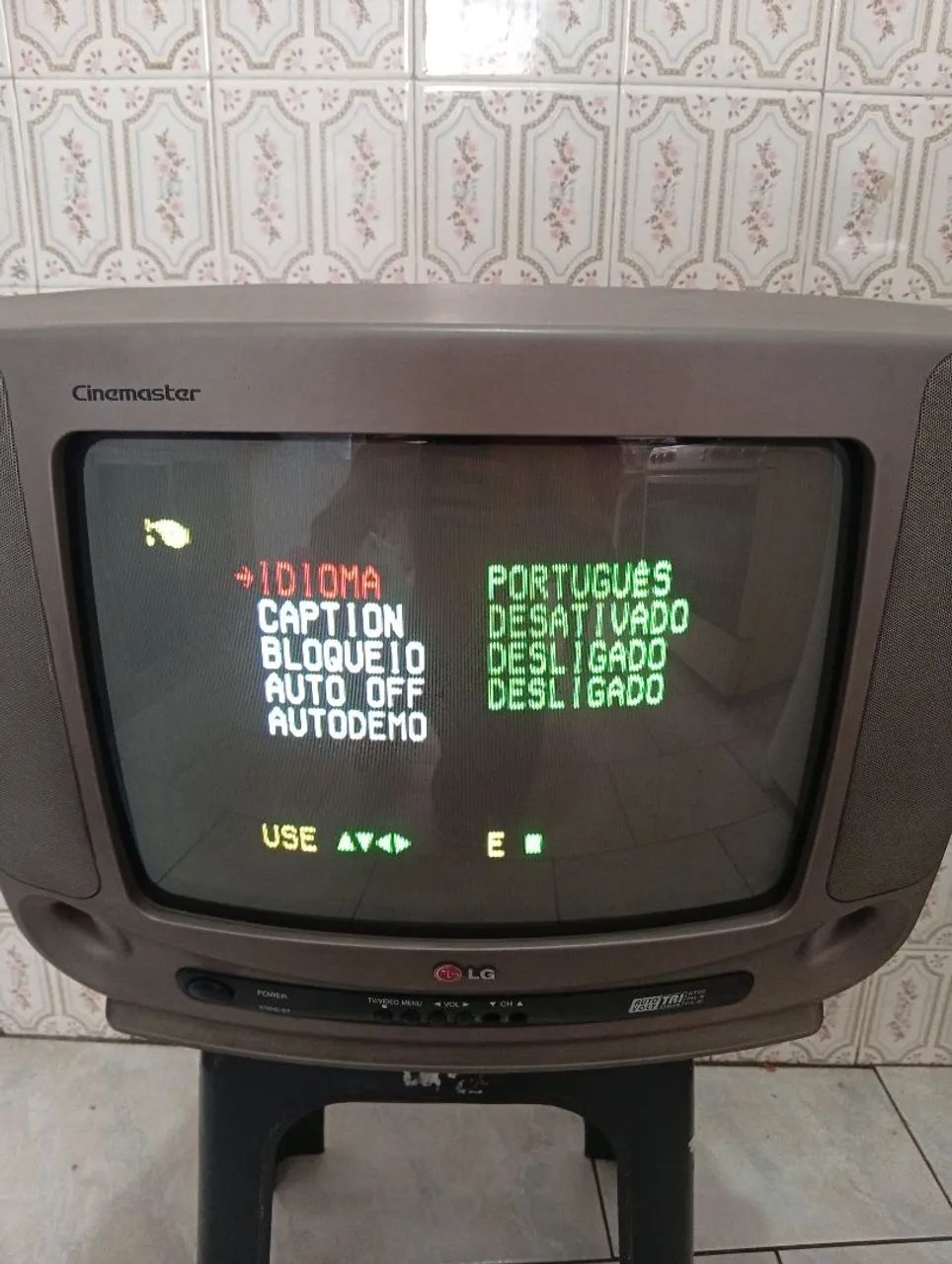 Tv antiga LG 14 polegadas funcionando perfeitamente 