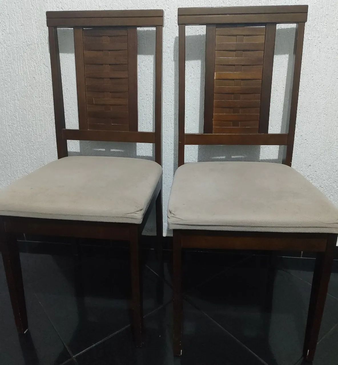 Mesa extensível com 4 cadeiras  - Foto 2