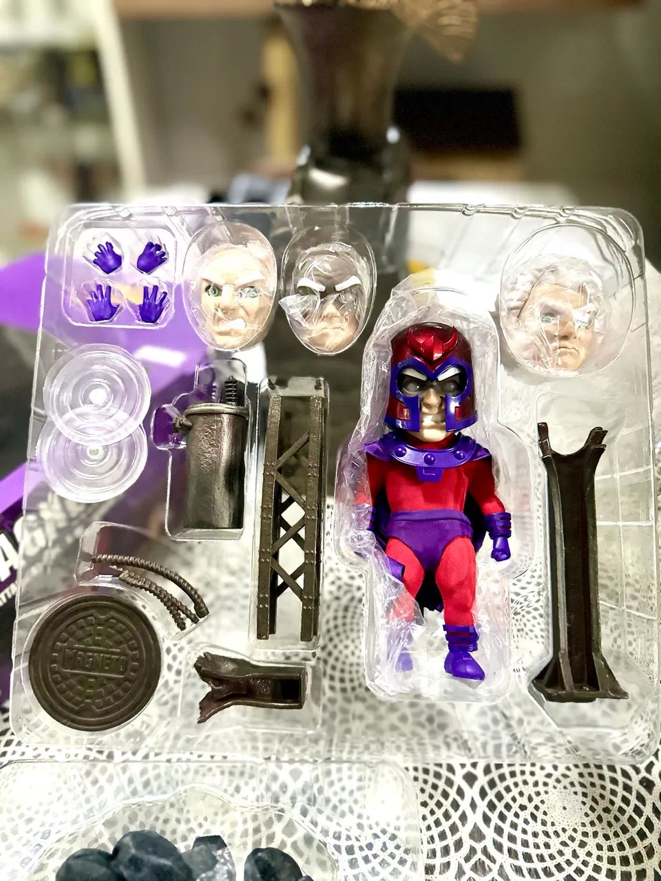 Magneto Deluxe Version (EAA-083DX) da linha Egg Attack Action da Beast Kingdom - Foto 4