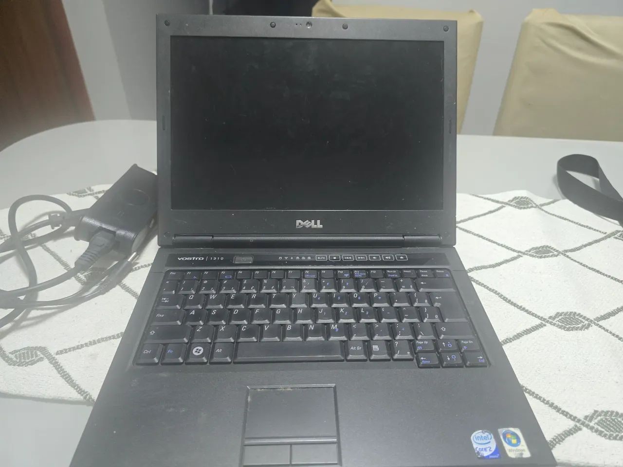 Notebook Dell antigo para retirar peças 
