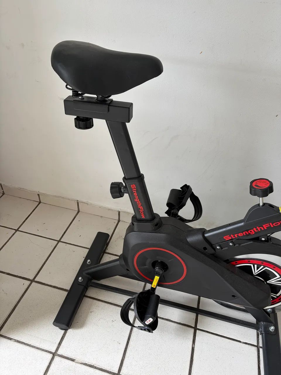 Bicicleta Ergométrica Spinning - Foto 3