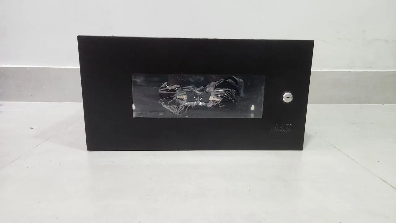 Rack Organizador 19 Polegadas com Tampa e Chave (Novo)