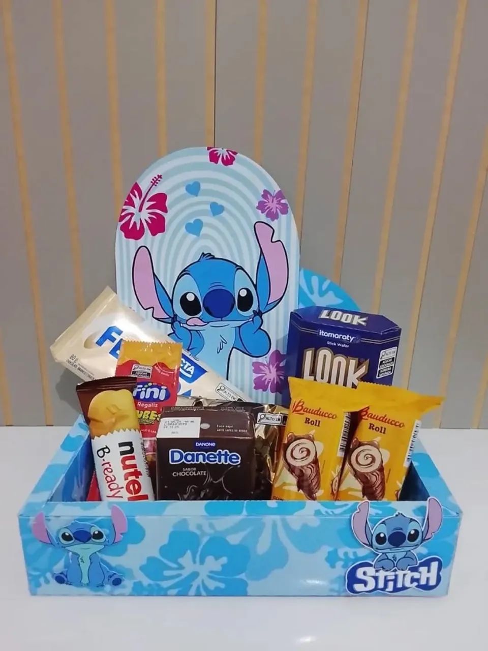 Caixa Cenário Dia das Crianças Para Montar com Doces e Chocolate - Foto 3