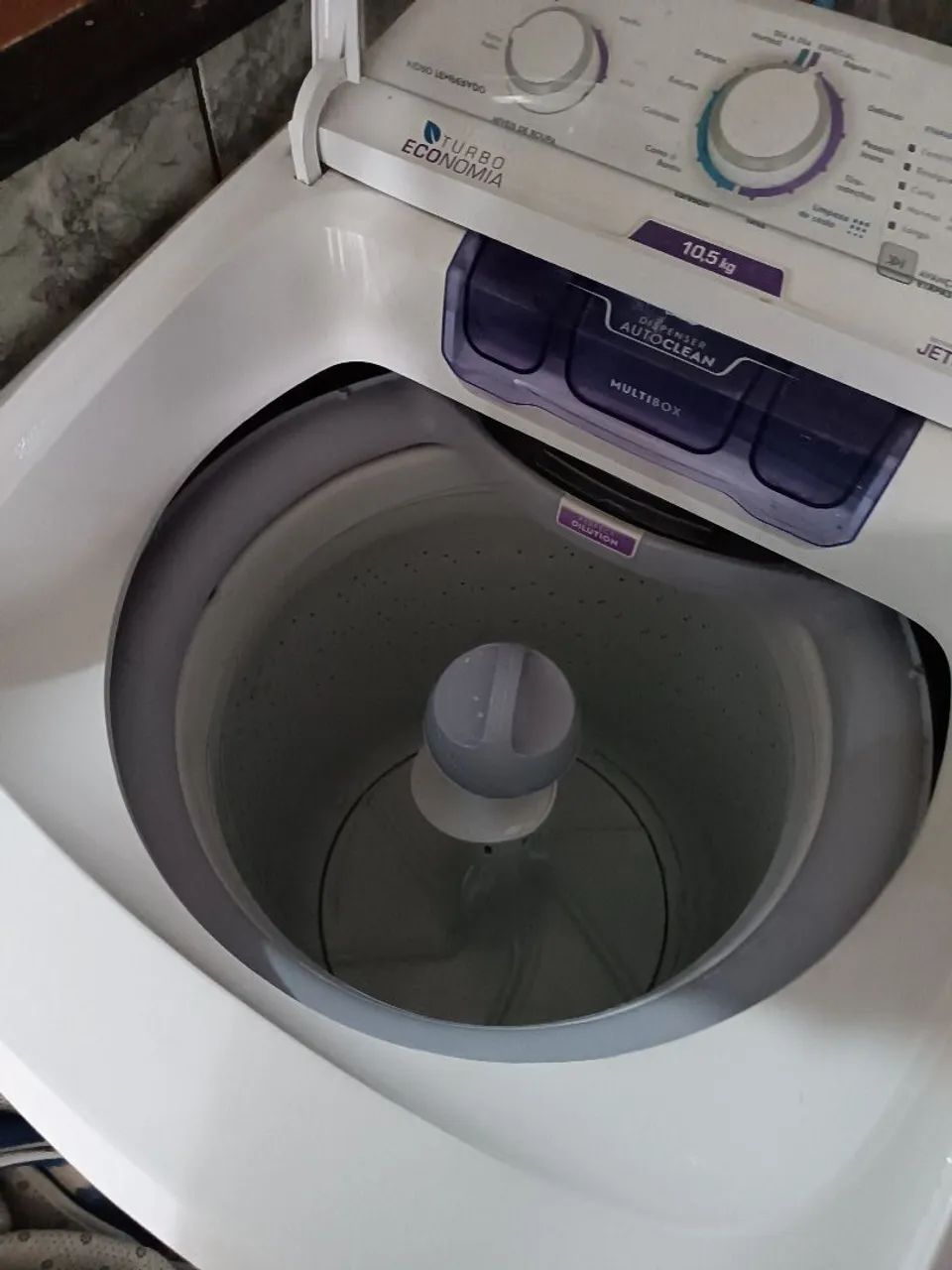 Máquina de lavar 10,5kg Eletrolux 