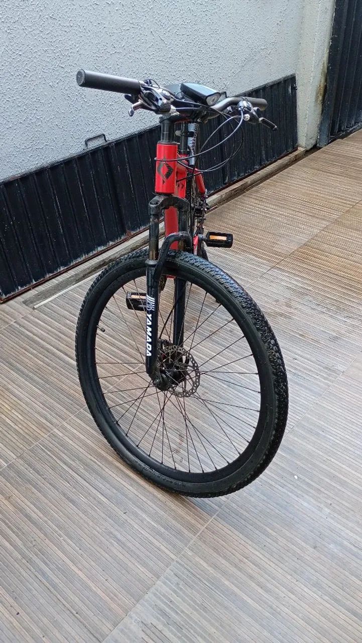 Vende-se BELÍSSIMA BIKE (Com acessórios) - Foto 2