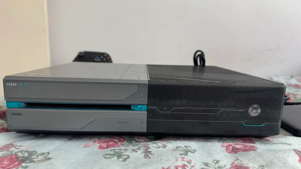 Xbox One Fat 1 Tb - Foto 2
