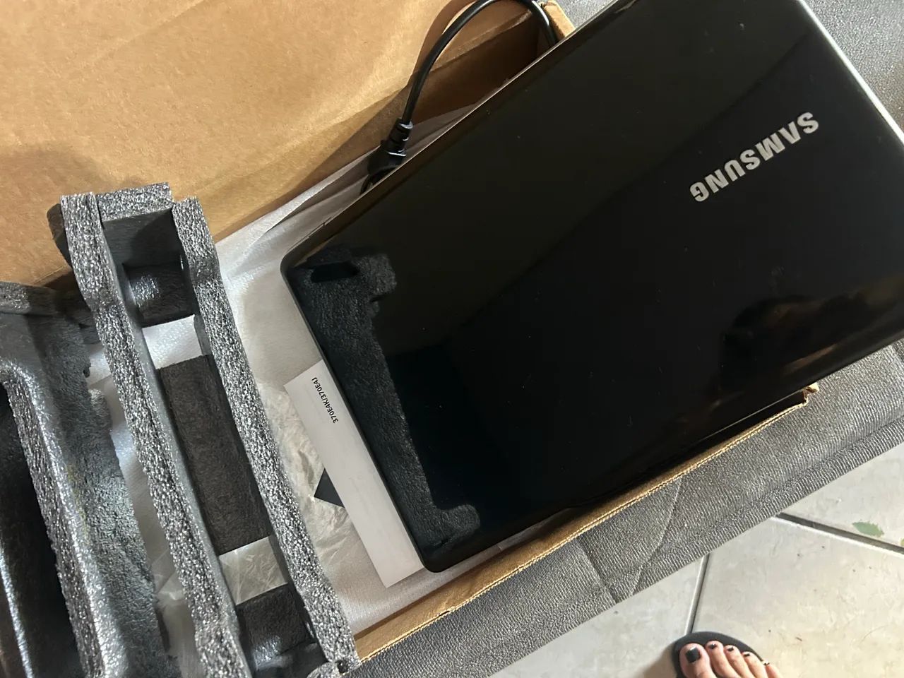 Notebook Samsung NP370E4J-B ? 14
