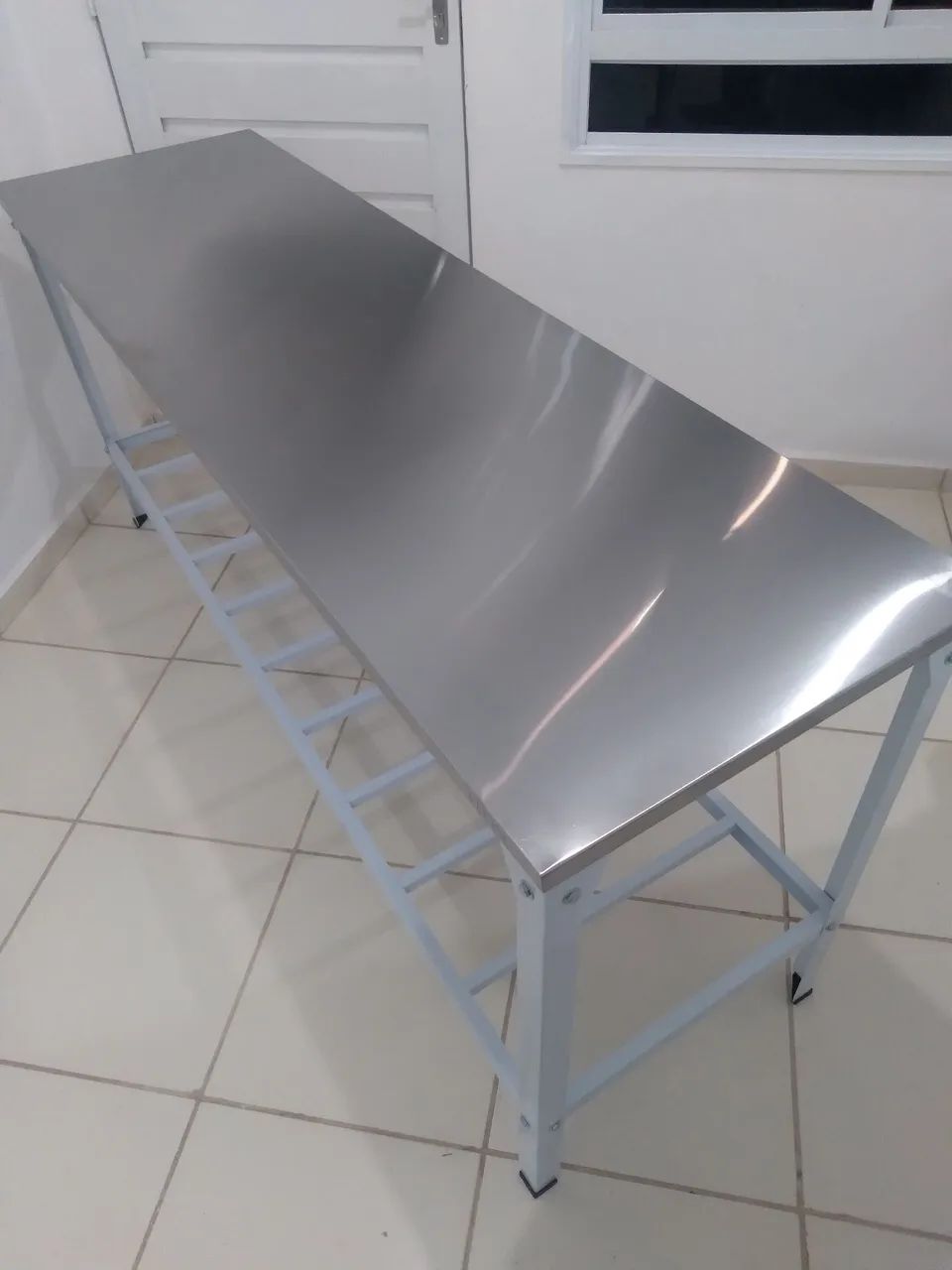 Mesa de Aço Inox 1,90 metros Grande Profissional Nova  - Foto 2