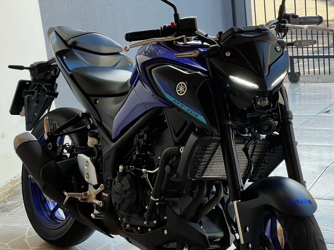 Yamaha MT-03 2025 - Estado de Zero! - Foto 3