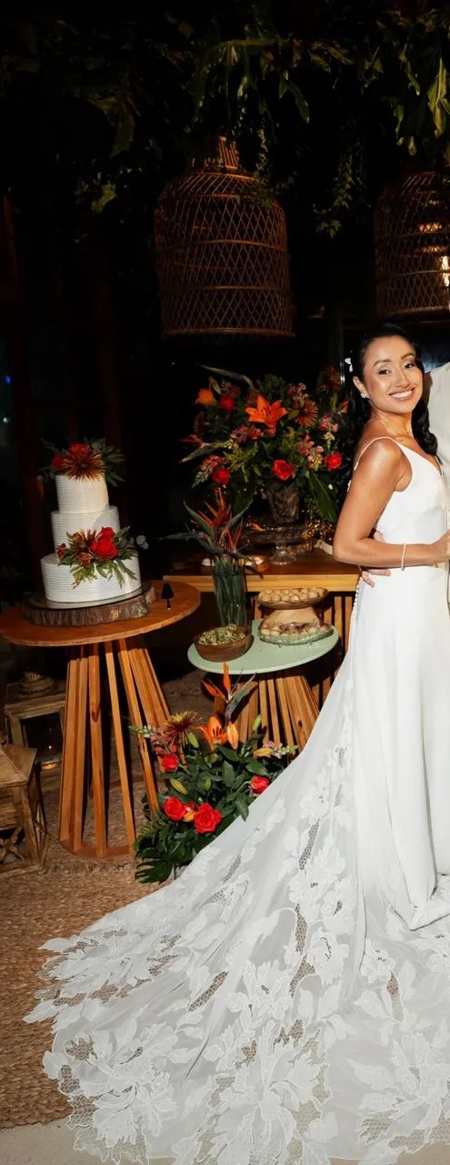 Vestido de noiva modelo sereia com calda rendada - Foto 4