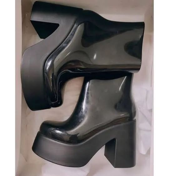 Bota Melissa Preta N38
