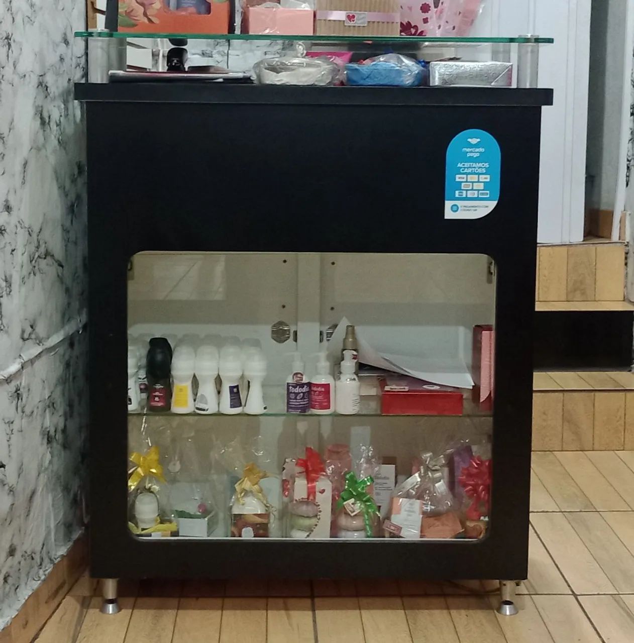 Vendo balcão de loja com luz interna - Foto 3