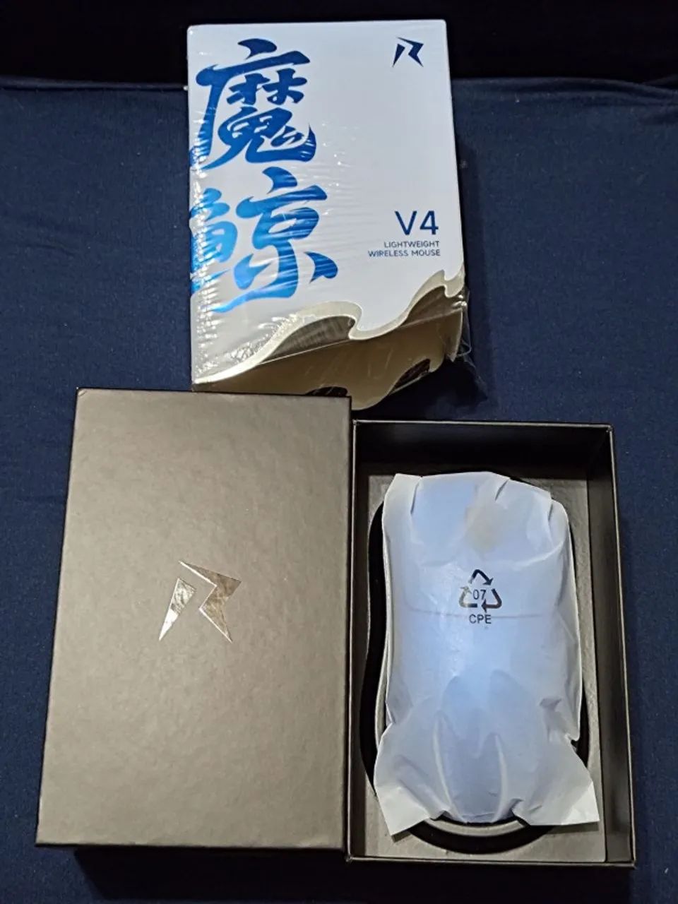  Mouse Gamer RAWM Leviathan V4 8K (Sensor PAW3950) - Blue - Foto 2