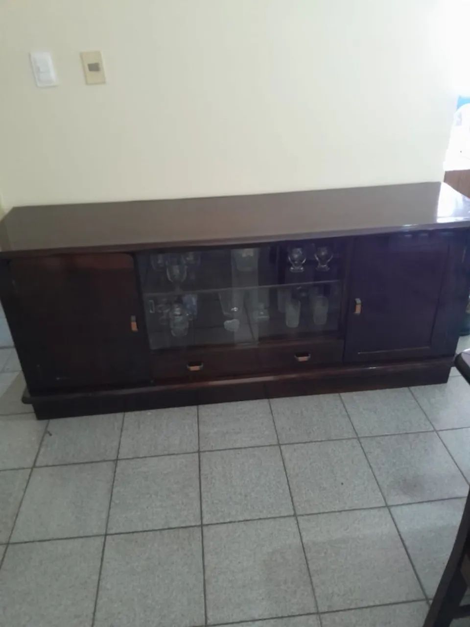 Vende - se armário