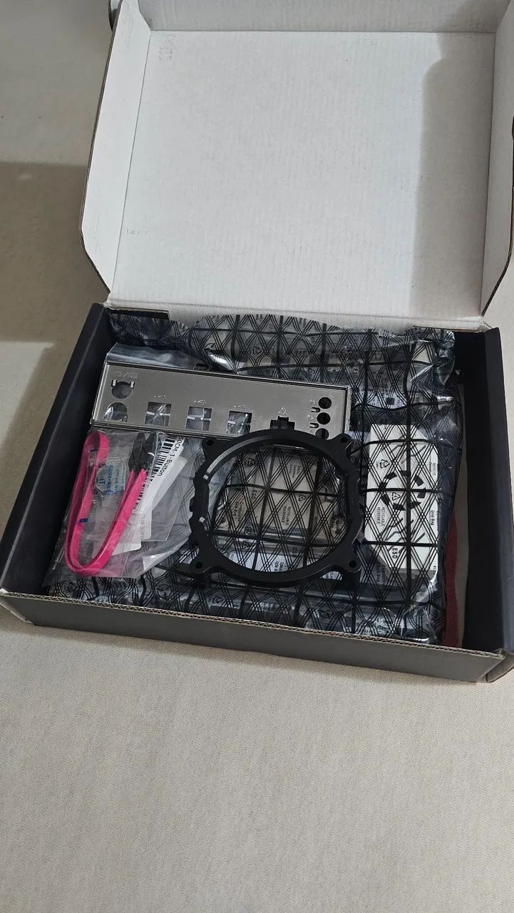 Xeon 2697v3 + X99 D4 - Foto 5