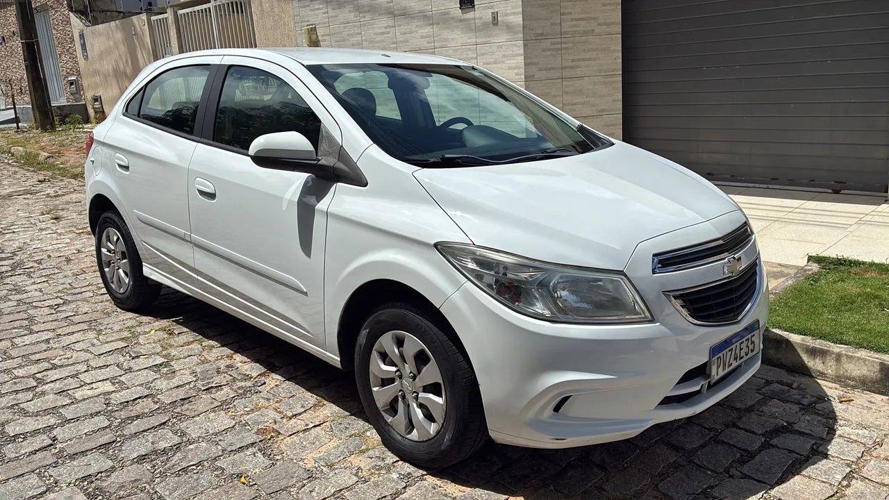 Chevrolet Onix ONIX HATCH LT 1.0 8V FlexPower 5p Mec. 2016