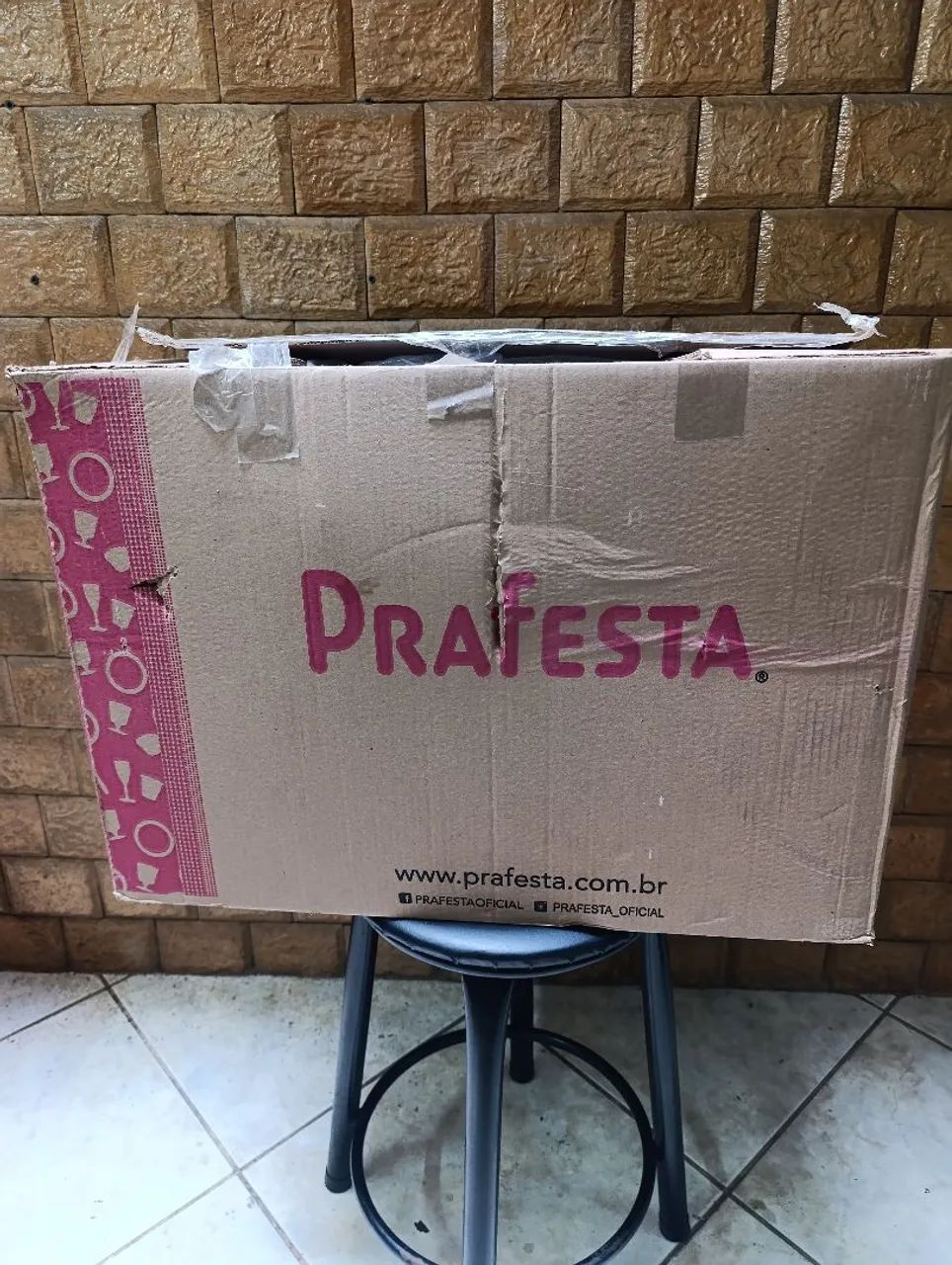 Embalagem Pra Festa retangular 500ml com lacre