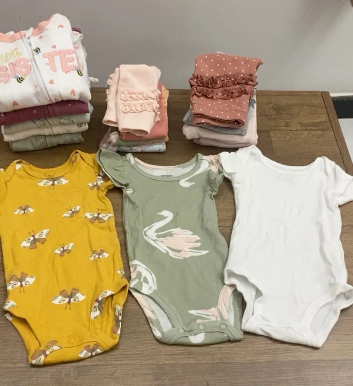 Lote da Carters com 24 peças  - Foto 2