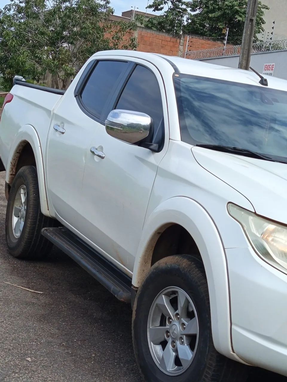 Mitsubishi L200 Triton Sport HPE 2.4 CD Diesel Aut. 2018 - Foto 4