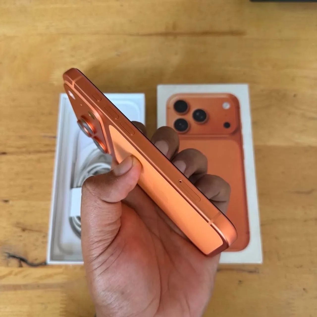 iPhone 17 Pro Max 256GB + 4 Capinhas ? - Foto 2