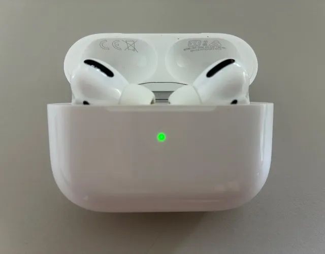 Apple AirPods Pro 1a geração (A2190) - Fones de Ouvido - Asa Norte
