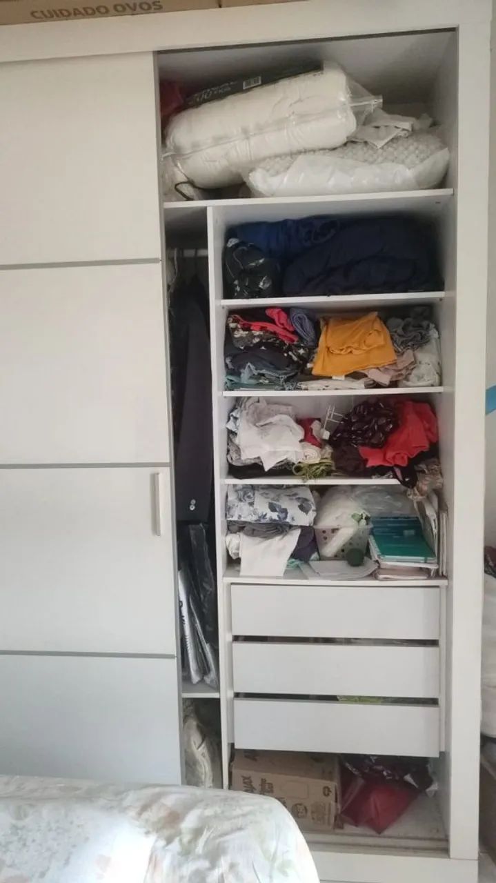 Cama (com gaveteiro) e guarda roupa  casal - Foto 3