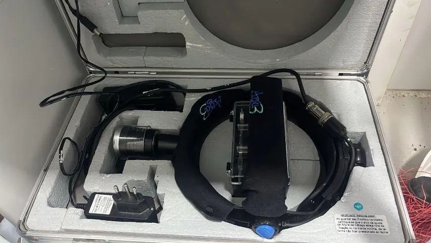 Fotóforo marca Aga3, com luz e kit de 4 lentes LED Zoom 