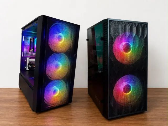 Dois PC GAMERS 