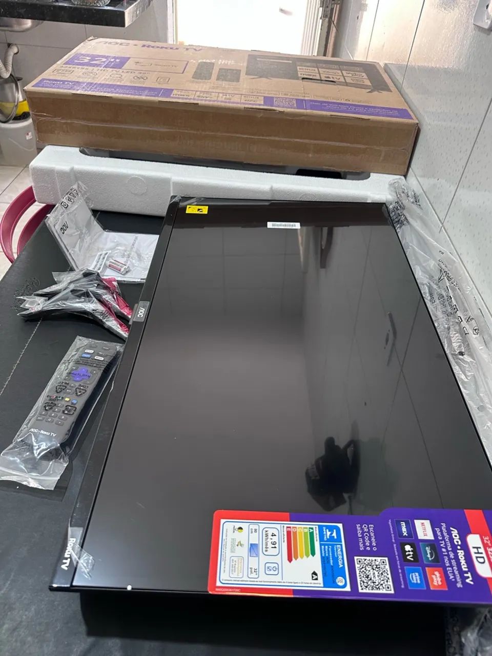 Tv smart 32 AOC nova lacrada  - Foto 4