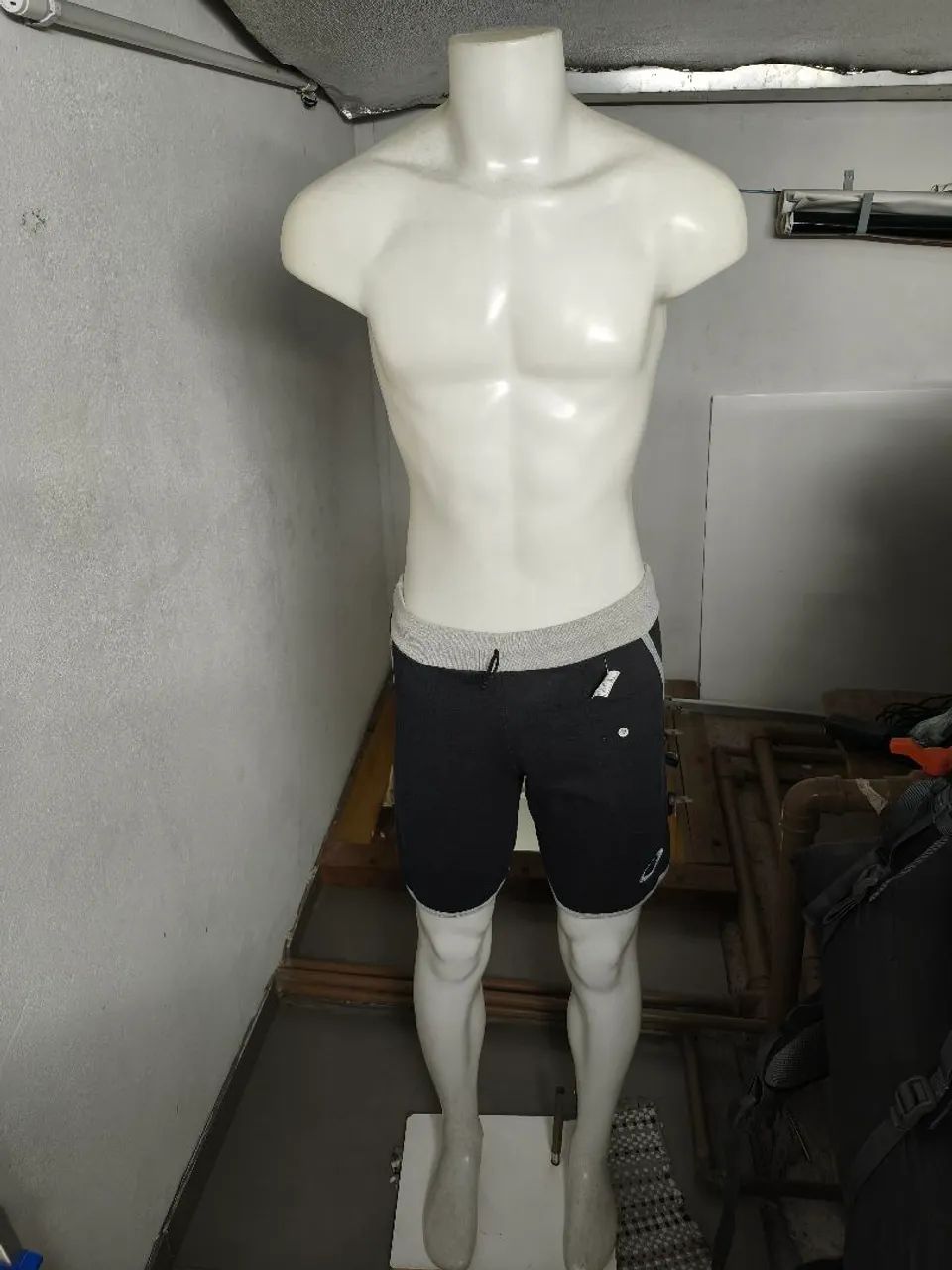 Vendo 02 Manequins 