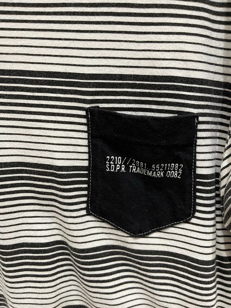 Camisa com decote V - Foto 2