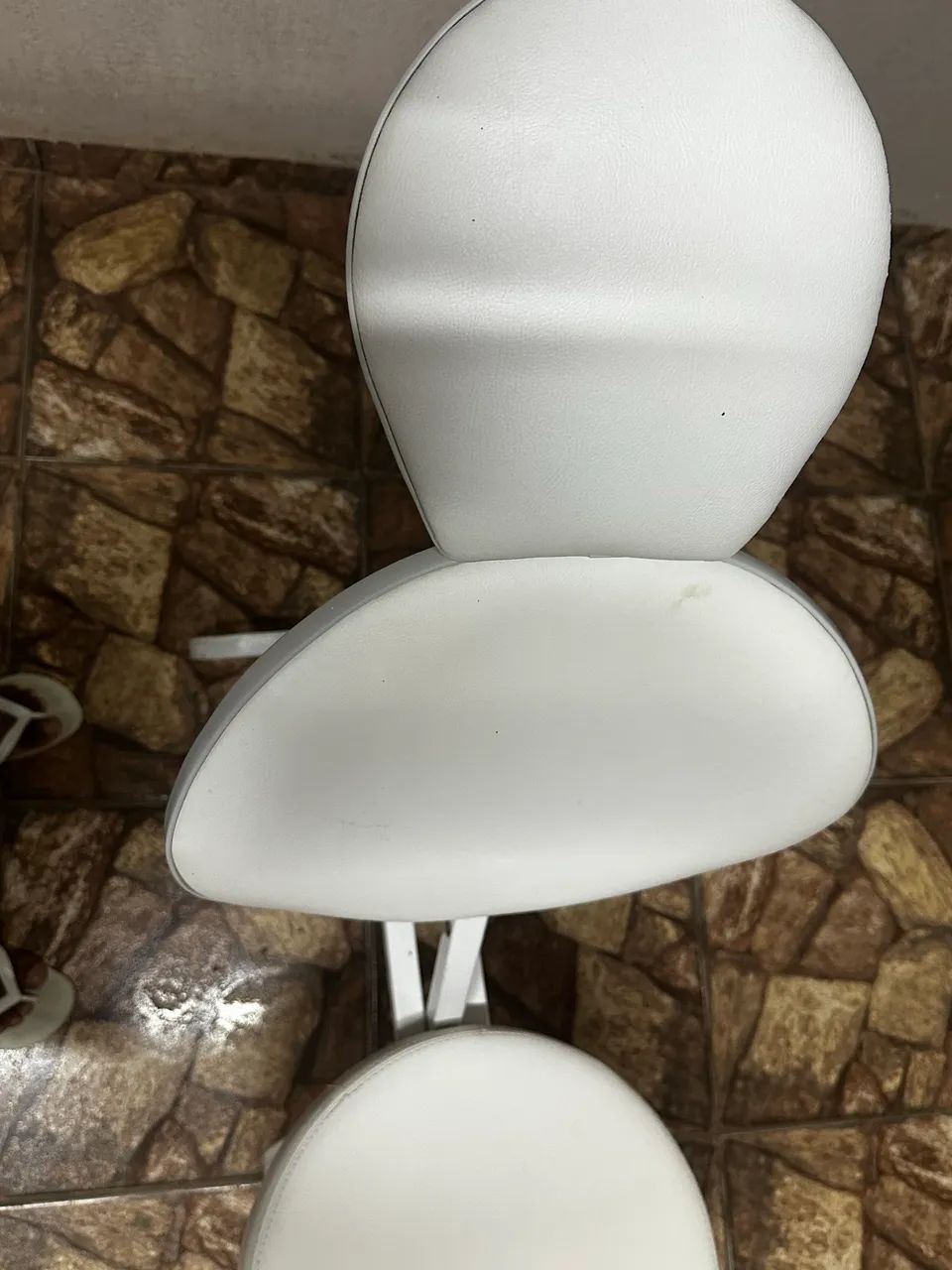 Cadeira designer de sobrancelha  - Foto 2