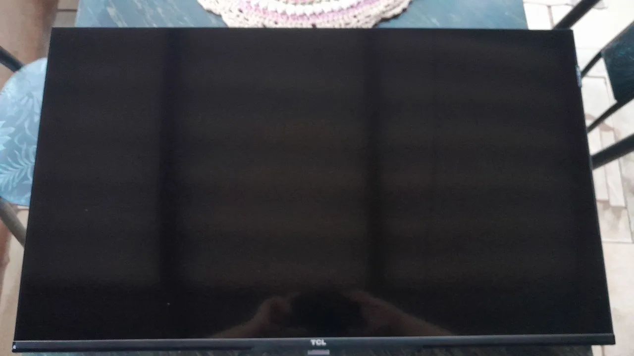 televisão, TCL de 32 polegadas com 4 meses de Uso. 