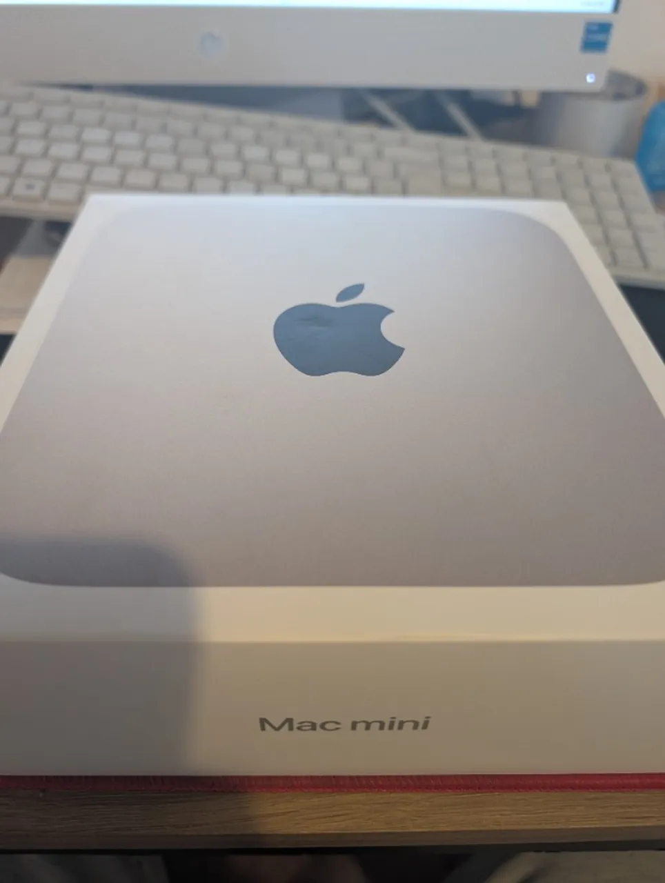 Mac Mini Apple M1* 8GB / SSD 256 Gb como novo na caixa e nota