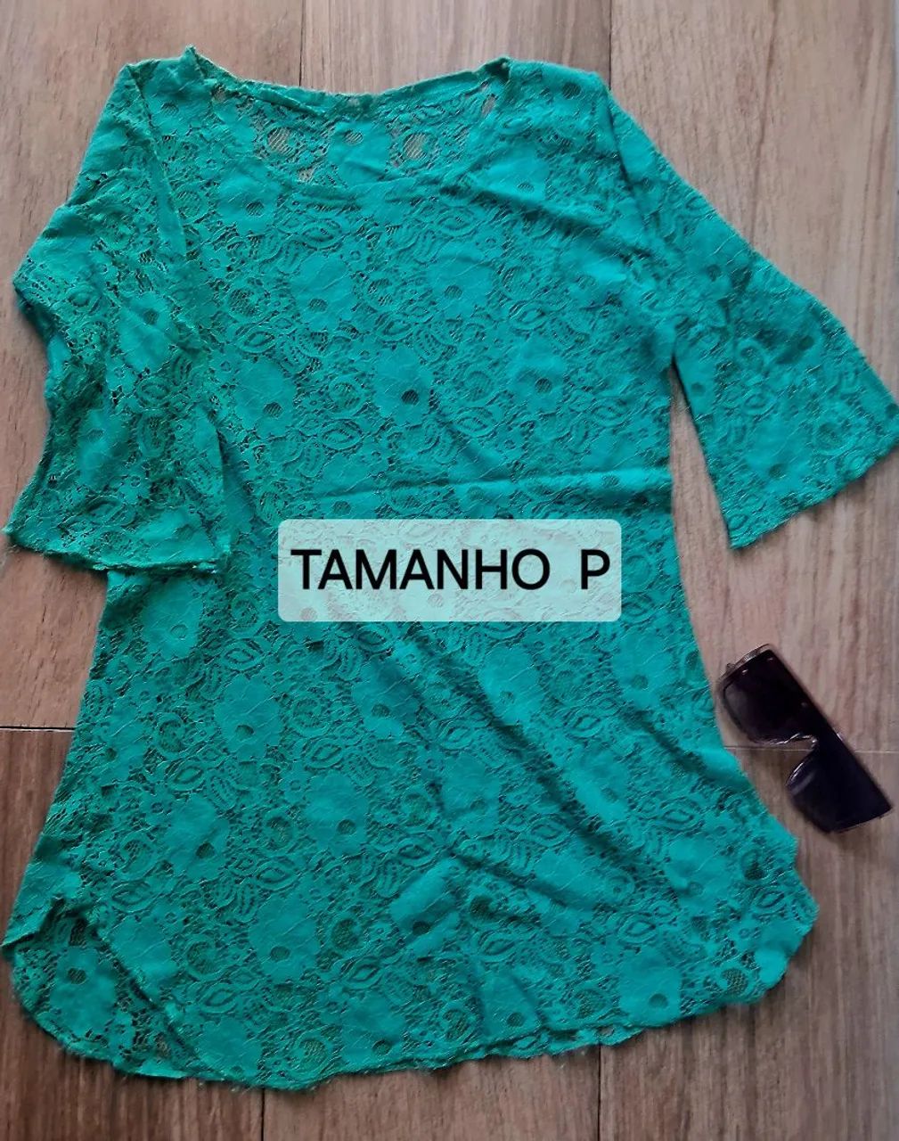 Várias peças de roupas cada peça 7,00